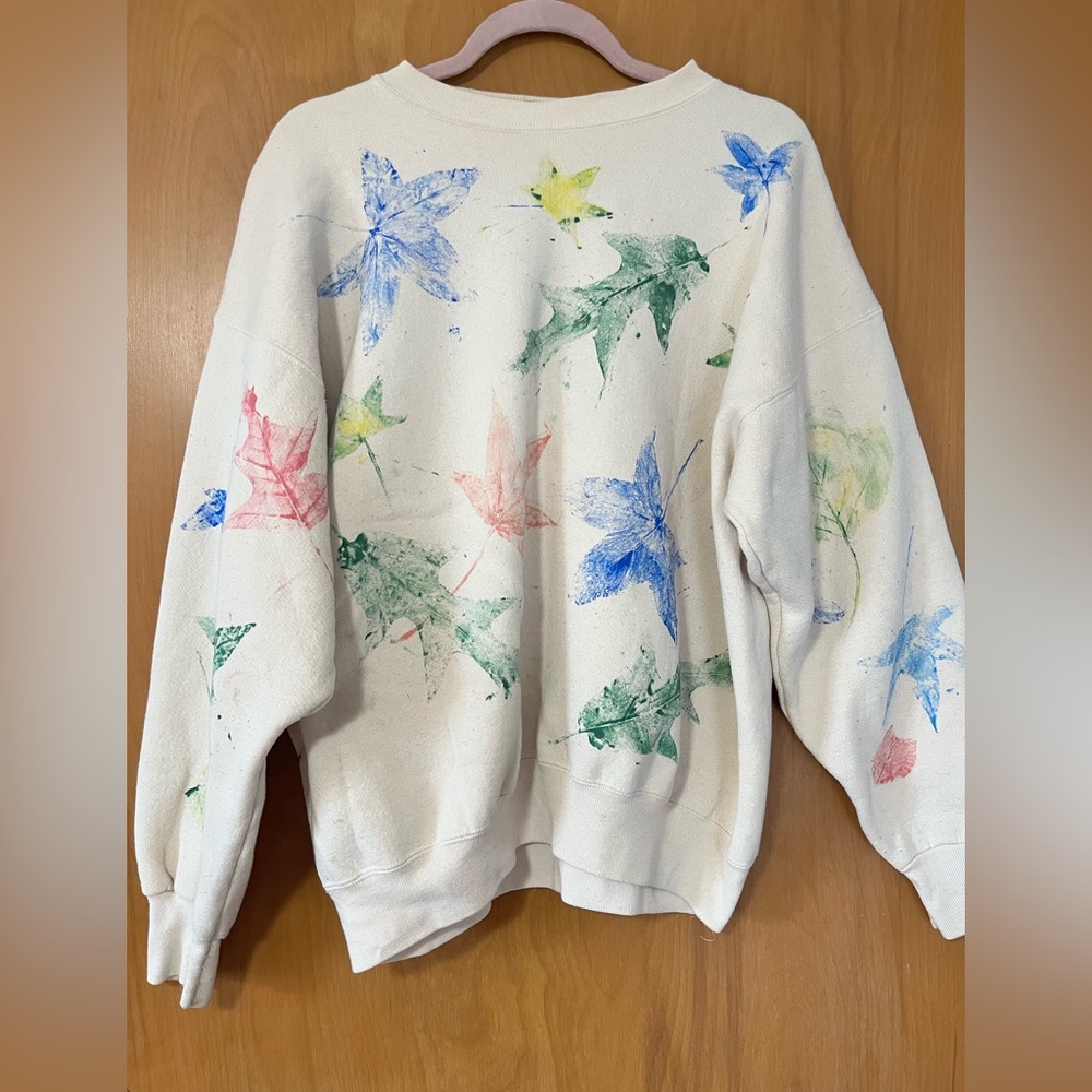 Vintage 90s DIY leaf print sweatshirt